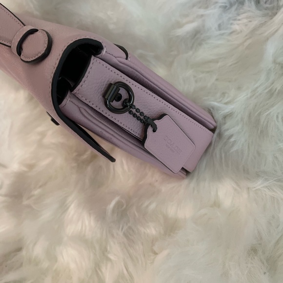 New Coach Cassie - Picture 5 of 5